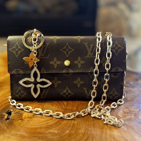 Louis Vuitton international monogram vintage converted to a Crossbody wallet - Picture 1 of 15